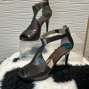 Michael Kors Josie Gunmetal metallic leather high heel wih silver zipper